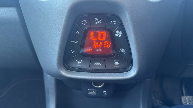 Toyota Aygo 1.0 VVT-i X-Trend TSS 5dr x-shift Petrol Hatchback